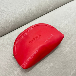 샤넬 파우치 새상품 레드