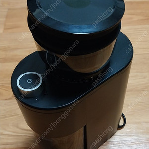 홀츠클로츠 E80 원두 분쇄기
