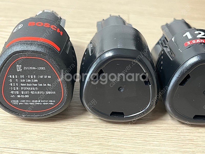 보쉬 10.8v 배터리 3개--1