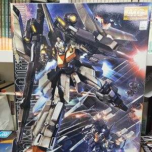 건담 mg 종류별로 팝니다.(Ex-s, 밴시, 유니콘, 페넥스, 뉴건담, 하이뉴건담, rx-78-2, 발바토스, 더블제타, 프리덤건담, 시난주, 리젤, 풀아머)