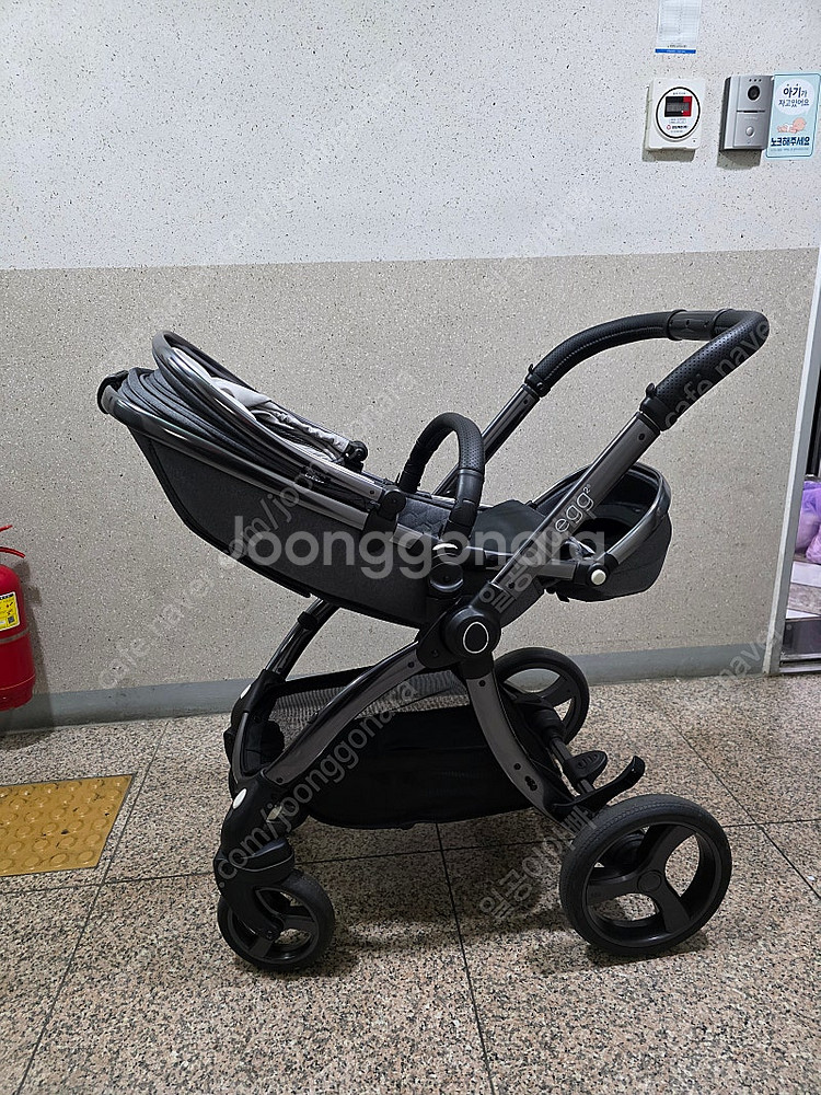 egg2 에그2 디럭스 유모차 쿼츠색상 판매합니다.--9