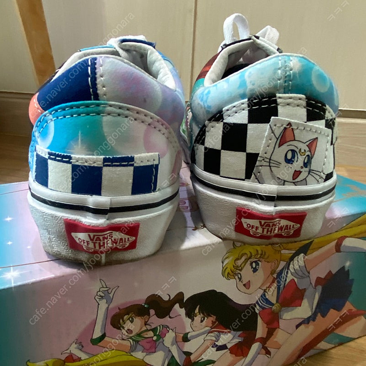 [반스] 반스 올드스쿨X세일러문 (220사이즈) 이미지