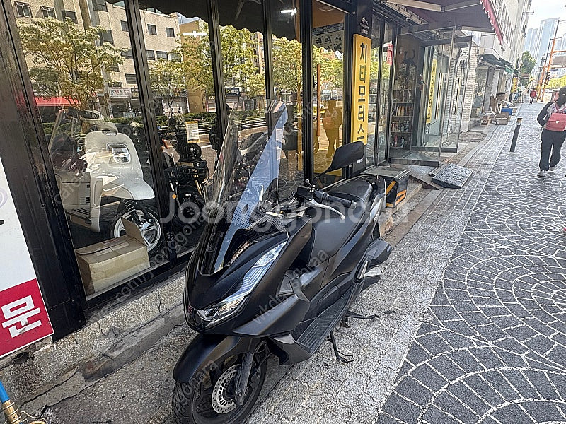 pcx125 21년식 관리 잘해주고 상태좋은 차량!!--0