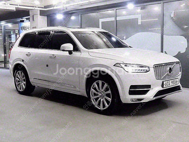 볼보 XC90 2세대 20 D5 AWD 최저가 판매합니...--0