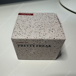 프리티프릭 체리립마스크 새상품