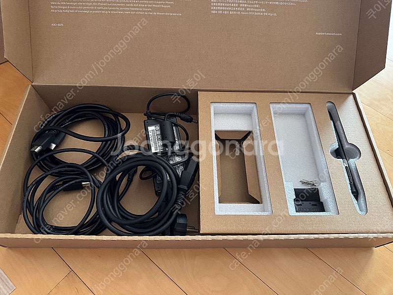 와콤 신티크22 DTK-2260 액정타블렛 팝니다--2