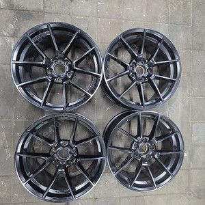 pcd120 f바디 763M.st 19인치 8.5j 9.5j 팝니다