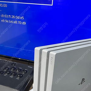 PS4/플스4 프로 7117B(Ver 10.0) 본체만 팝니다.