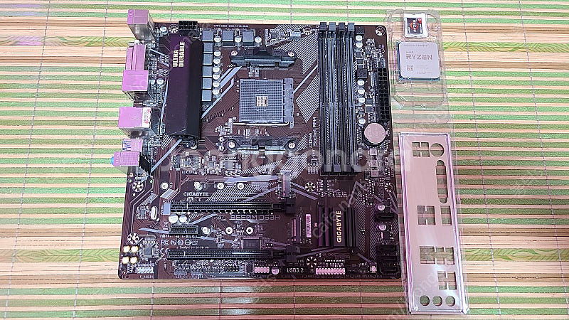 5700x3d b550m--0