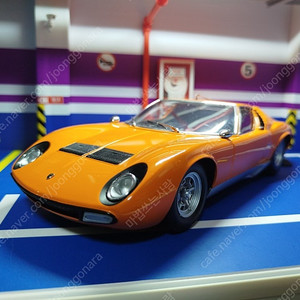 1:18 교쇼 람보르기니 미우라 P400 SV 주황색 판매합니다. (오토아트,교쇼,BBR,CMC)