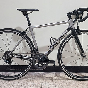 [가격 더 내림] 신차급 트리가 R9100 (풀 듀라 무게6.8kg) 카본 최상급모델 싸게 판매
