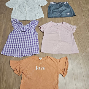 뉴발란스 +자라 130사이즈 5벌