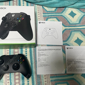 Xbox 4세대 무선 컨트롤러 카본 블랙 (QAT-00006) 3만원에 초급처 판매합니다