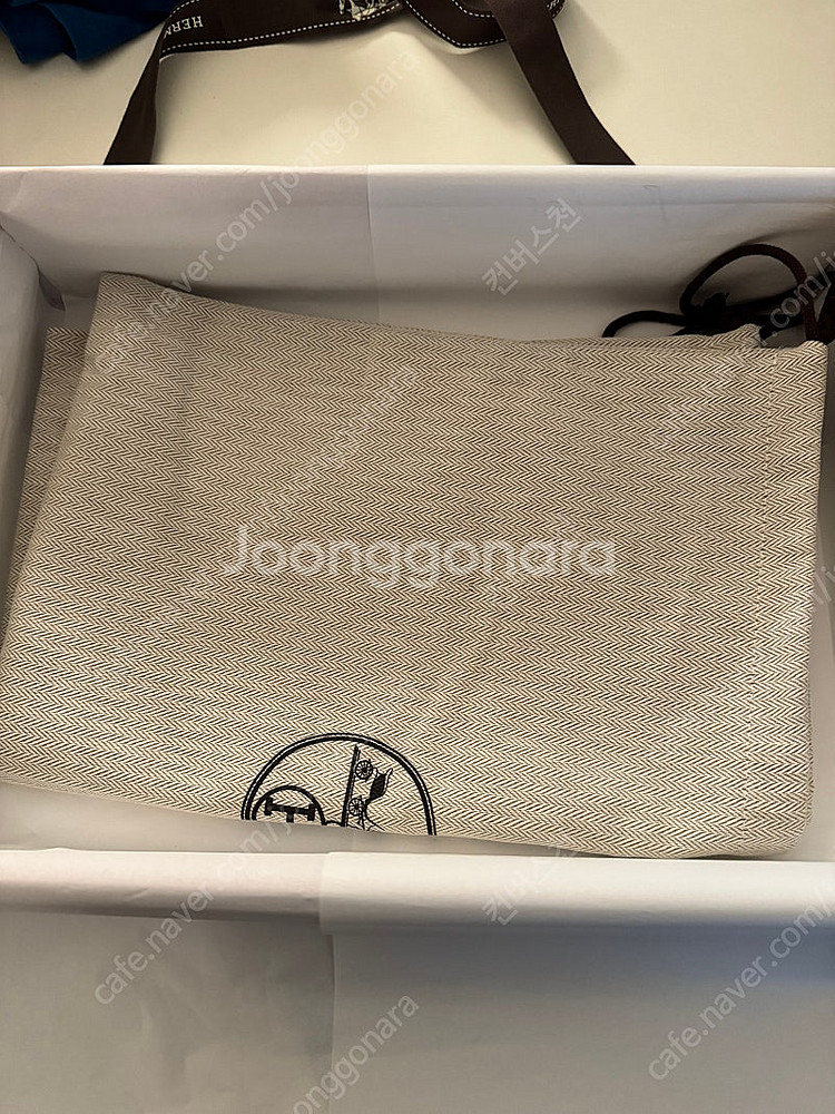에르메스 삭 아 데페슈 29 메신저 백 블랙 판매합니다...--4