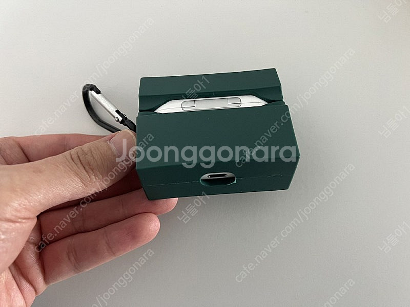 롤렉스 에어팟프로 케이스 팝니다.​--3