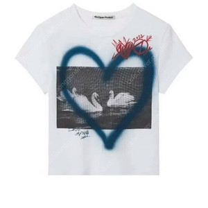 카리나, 아이유 착용 더오픈프로덕트 LOVE BABY T-SHIRT