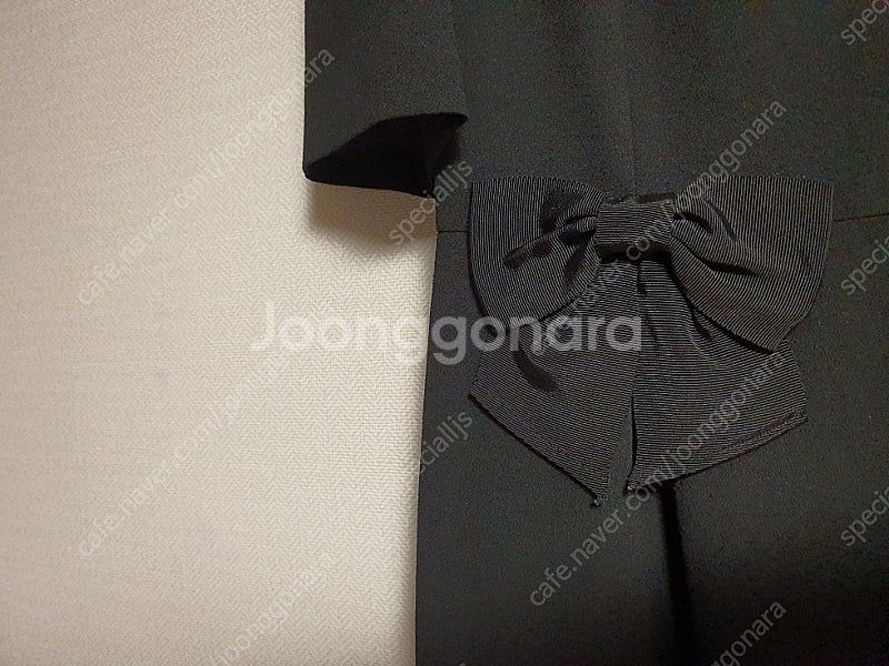모조에스핀 리본 디테일 볼륨 슬리브 원피스 66 사이즈...--6
