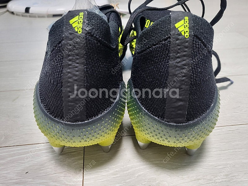 아디다스 프레데터 프릭.1 SG 260사이즈--1