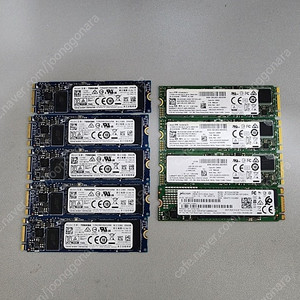 저장장치 M.2 SATA SSD 256GB 9개 (컨디션 좋음) 개당 1.8만 팝니다.