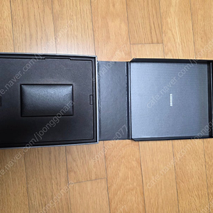 폴드se 자급제 모델 판매합니다