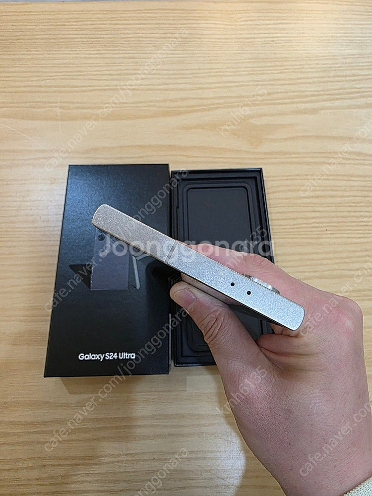 갤럭시s24울트라바이올렛512gb 자급제중고폰판매합니다--3