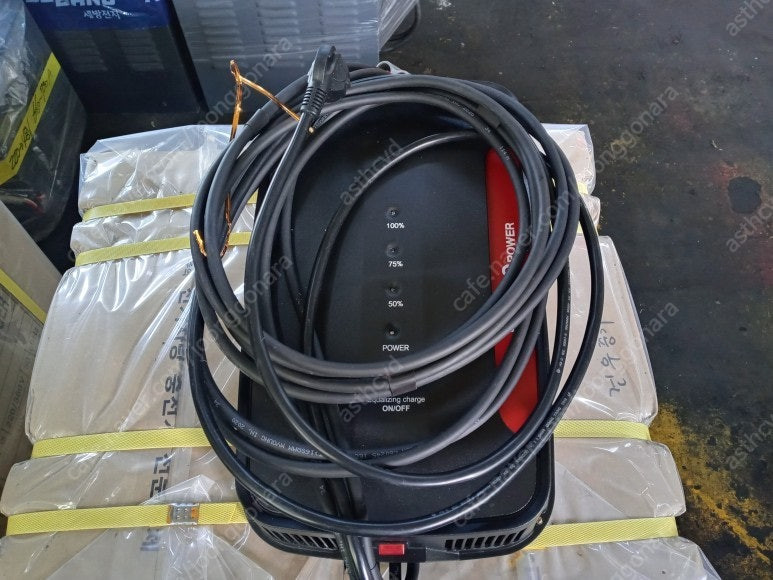 스미토모 중고 전동지게차 1.5톤 자동발양개식장착 타이어신품장착 2018년식[신차수준] 이미지