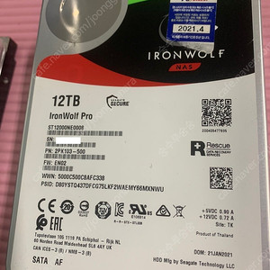 Seagate IRONWOLF 12TB 팝니다. (12테라 하드디스크)