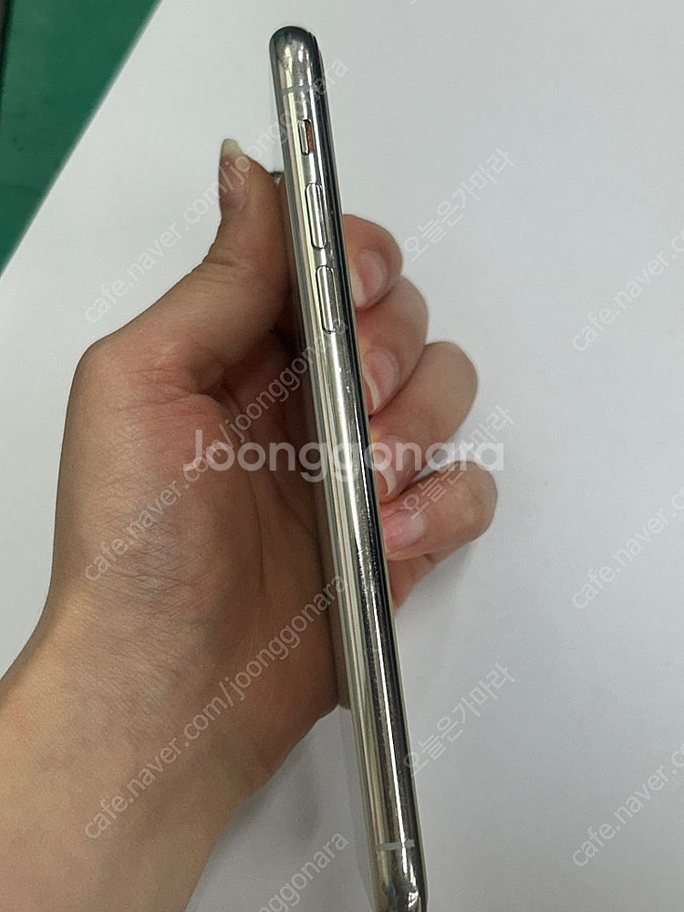 아이폰 xs 256gb 실버 색상--5