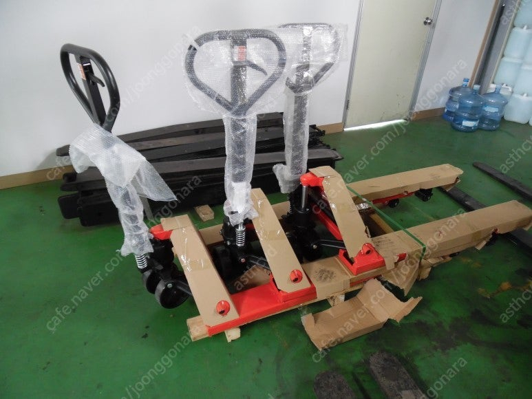 도요타 중고 전동지게차 3.0톤 싸이드쉬프트장착 3단 5500MM 전기식 2009년식 상품배터리--4