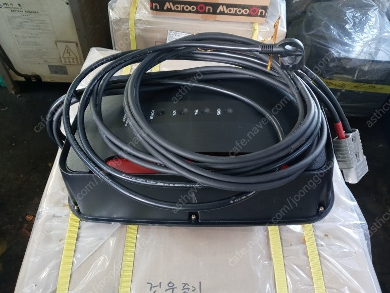 니찌유 중고 전동지게차 2.5톤 싸이드쉬프트 장착 2014년식고용량베터리 5700시간 FB25-75 이미지