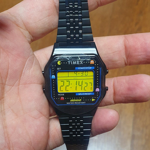 [OS] 타이맥스 T80 블랙 x 팩맨 40주년 스테인리스 스틸 시계 새제품 팝니다. 타이맥스팩맨