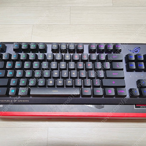 ASUS ROG STRIX SCOPE RX TKL WIRELESS DELUXE PBT (적축) 게이밍 키보드
