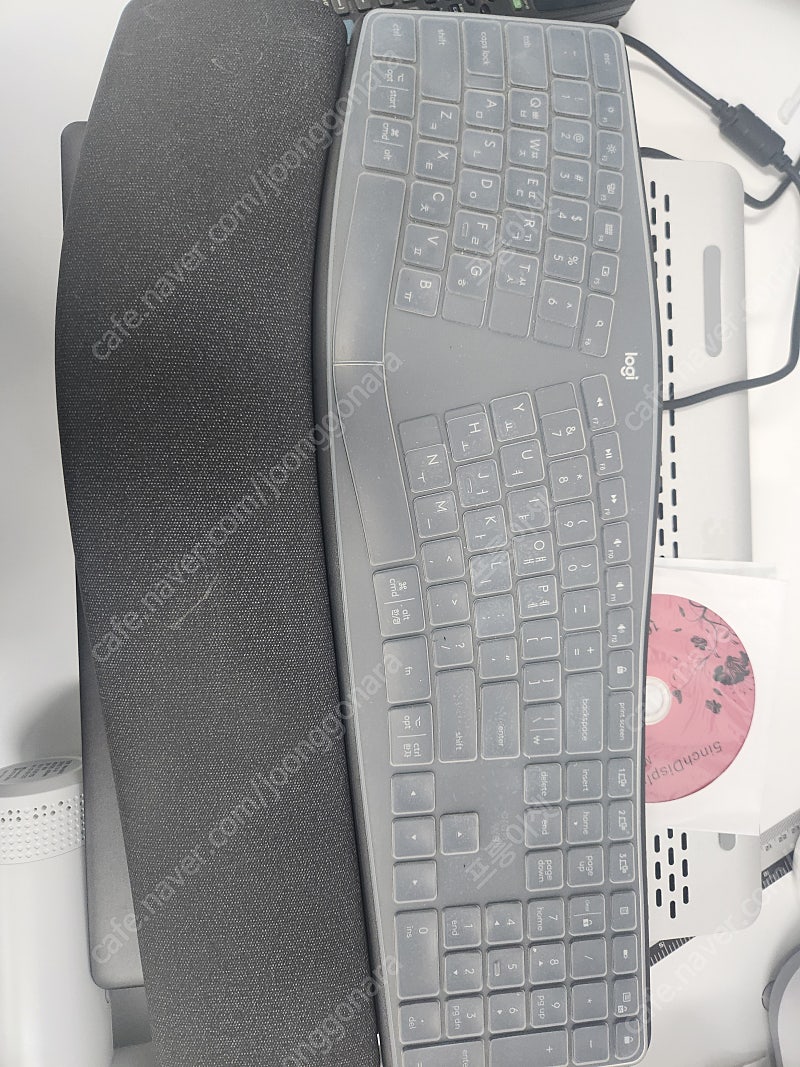 로지텍 ERGO K860 블루투스 무선 키보드