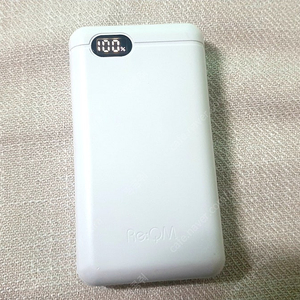 리큐엠 보조배터리 20000mAh (QP2000A1) 팝니다