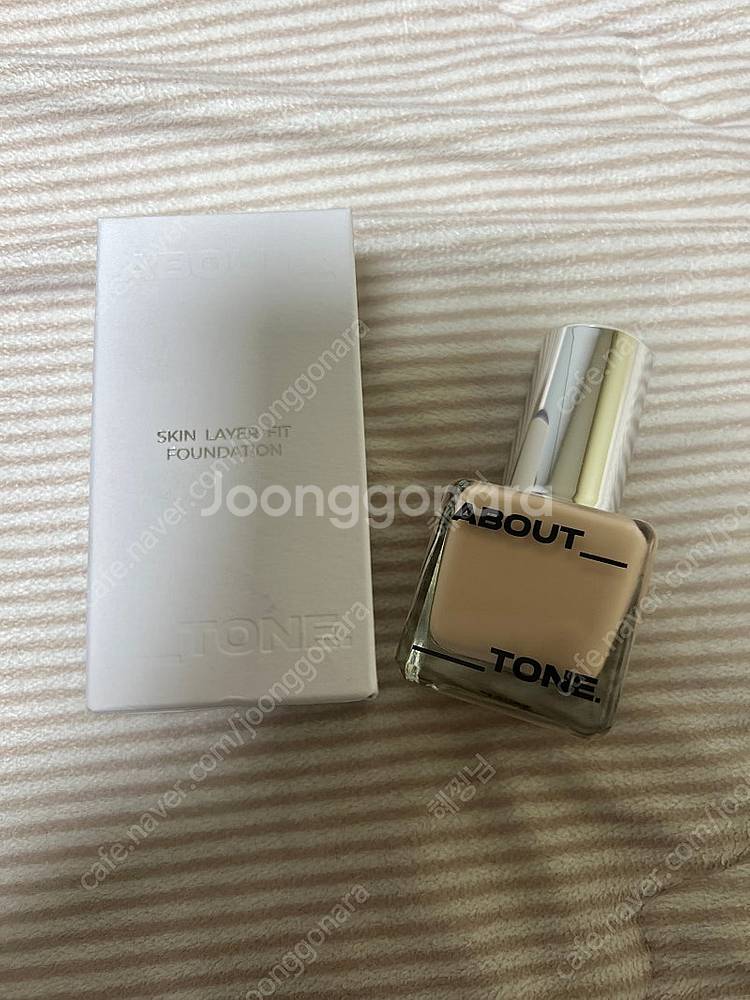 어바웃톤 스킨 레이어핏 파운데이션 21 쿨라이트--1