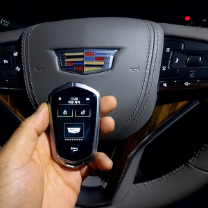 캐딜락 CT5, CT6, XT5, XT6, 에스컬레이드 차량키 풀터치 고화질 LCD키로 컨버젼 업그레이드 + 디지털키에 전화번호 등록가능