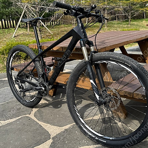 독일의 명가 "포커스 레이븐코어" 풀카본 MTB 판매