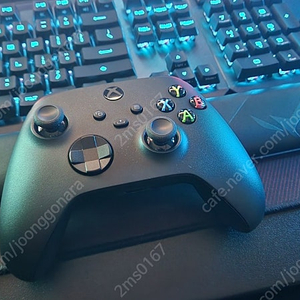 Microsoft XBOX Series 블루투스 무선 컨트롤러 (카본 블랙)