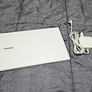 삼성 갤럭시북 이온2 (970g) NT930XDA