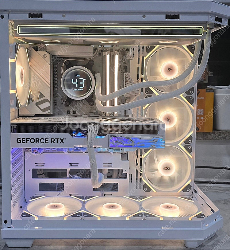 9800x3d, 5070ti 화이트 데스크탑 팔아요--0