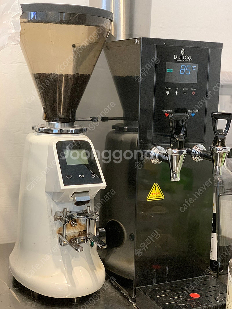 카페 집기 판매합니다/대구 직거래/냉장냉동고/하부냉장고/훼마커피머신/우녹스샵프로/델리코온수기/냉장쇼케이스/벨로즈그라...--4