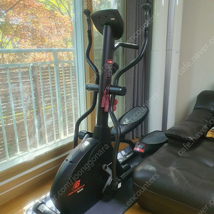 뉴발란스 일립티컬 운동기구