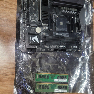 5600x 기가바이트어로그 b550m pro-p 삼성 ddr4 3200 16*2개