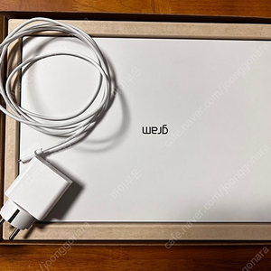 24년형 LG gram14 그램14인치 8gb 256gb (급매)