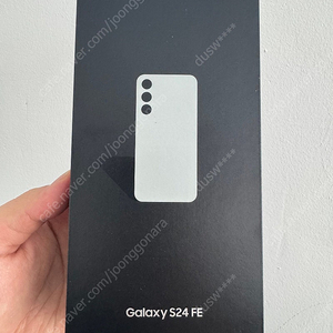 갤럭시S24FE 256G 그레이색상 미개봉 새제품 판매합니다.