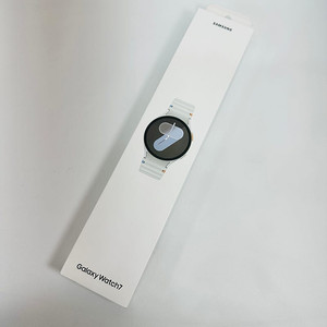 미개봉 새상품 갤럭시 워치7 실버색상 44MM 24만원 판매합니다.