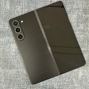 (LG U+) 갤럭시Z폴드5 512G 블랙 23년 8월개통 무잔상 72만원 판매해요