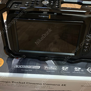 블랙매직 bmpcc 4k 거의 새제품 팝니다
