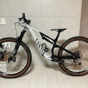 2024 캐니언 뉴런6 풀샥 MTB