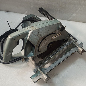 히다찌 홈대패(PG-21SA), 마끼다 함마드릴(makita/ HR 2460), 계양 중량함마드릴(PHD-3800), 히다찌 38함마드릴(hitachi/ PR-38E), 계양 초크